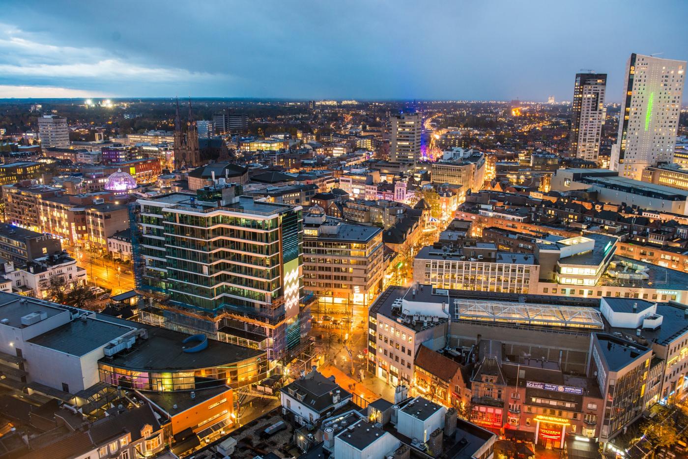 🇳🇱✨ Eindhoven: Qyteti i Teknologjisë dhe Kulturës! 💡🎨🏙️