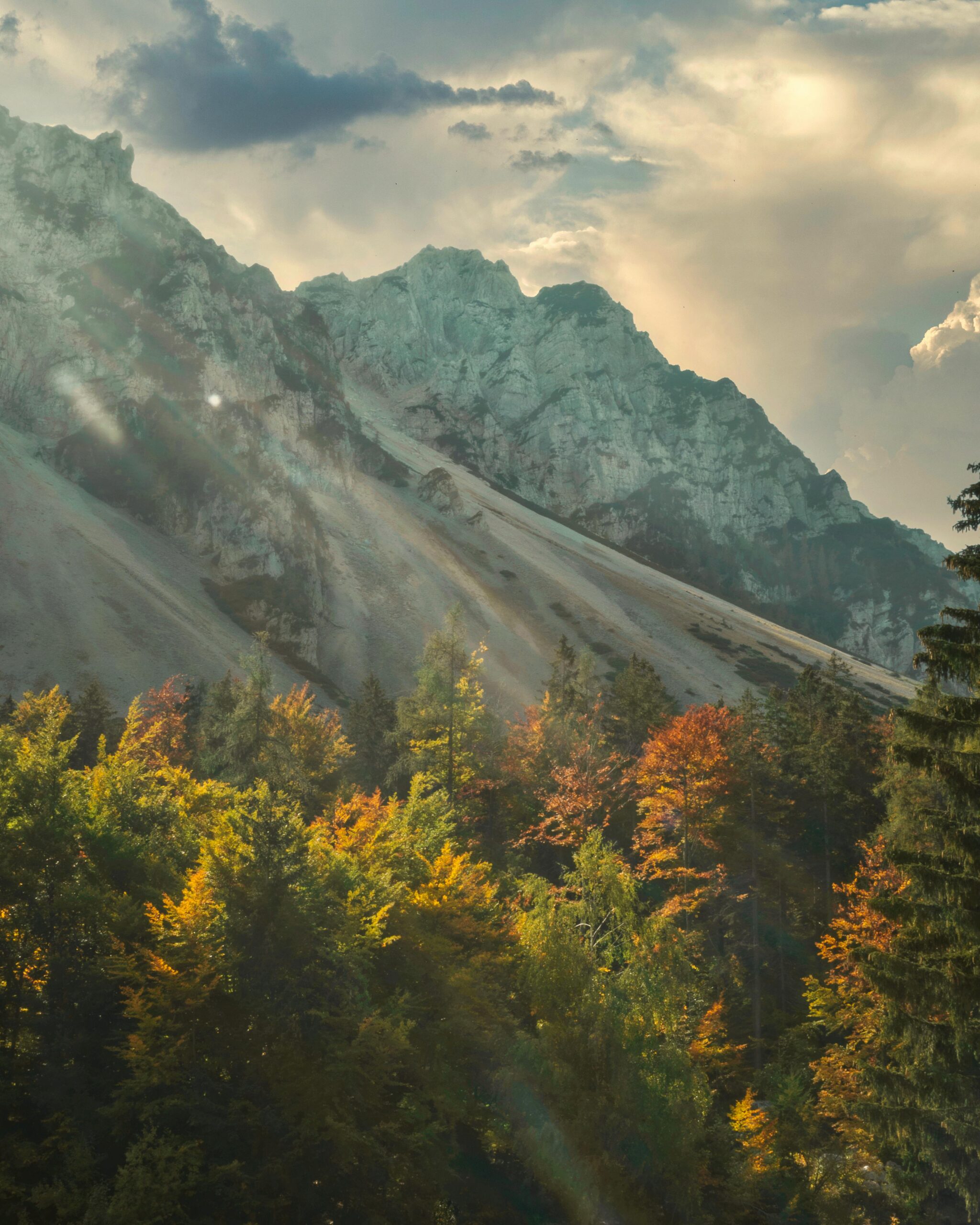 🇦🇹 Klagenfurt: Oazi i Magjisë dhe Natyrës në Austri