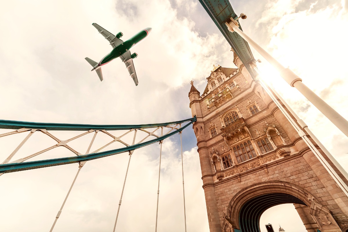 Americans Flying To The UK Risk Long Delays At Border And Flight Cancellations