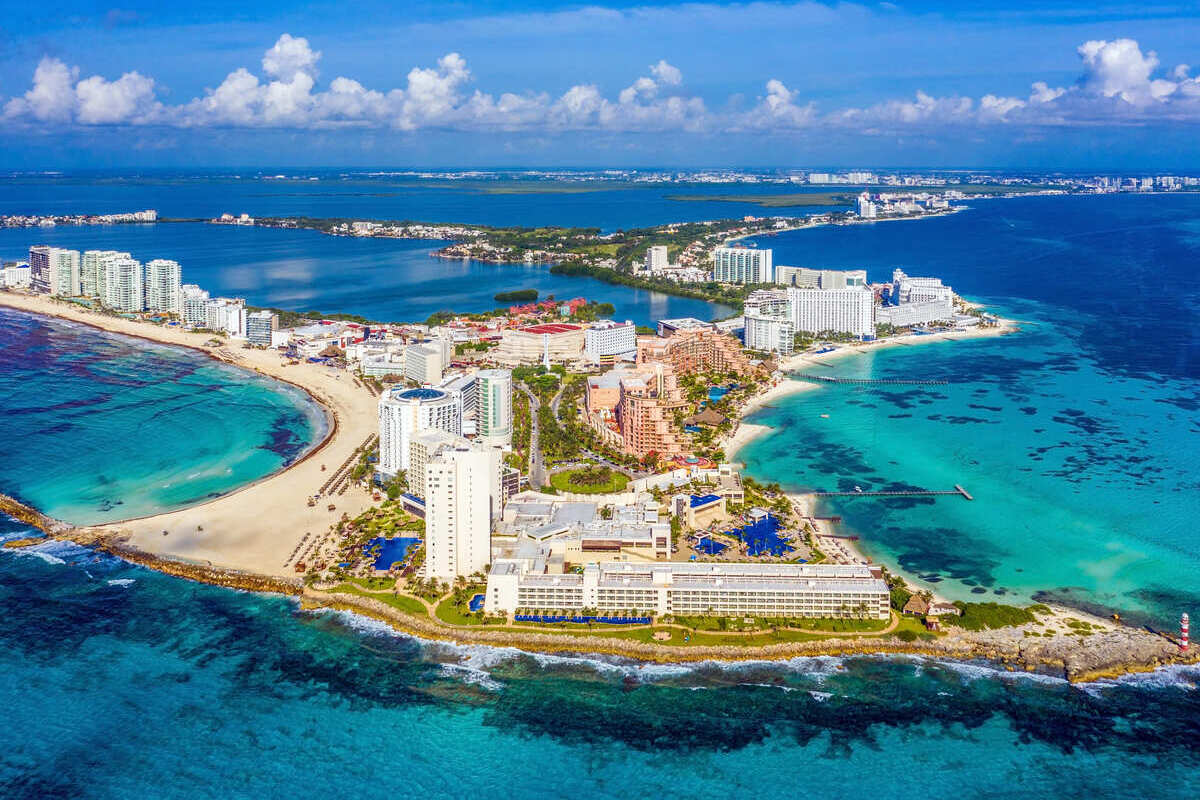 Book Your Trip To Cancun Before March To Avoid This Major Problem