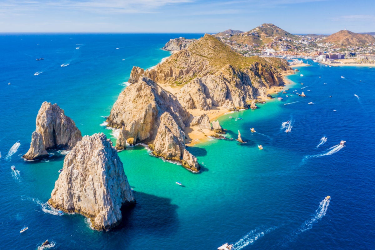 Americans Can Fly Nonstop To Cabo From 23 U.S. Cities This Winter