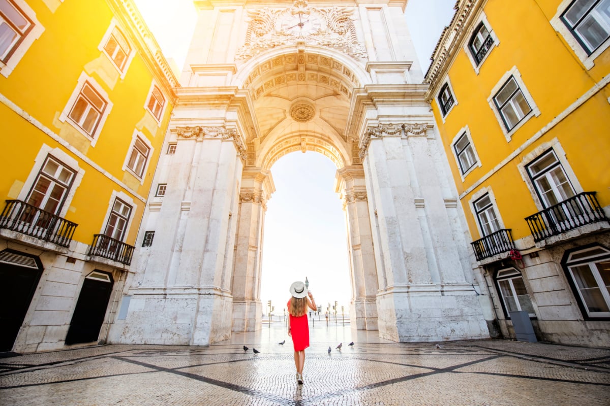 Americans Can Fly Nonstop To This Hugely Popular Portugal Destination From 11 U.S. Cities