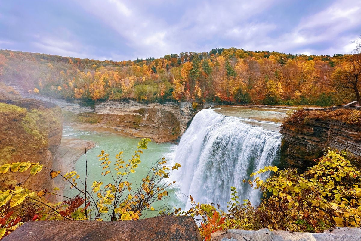 20 Waterfalls! The ‘Grand Canyon Of The East’ Was Just Named The Ultimate Fall Escape